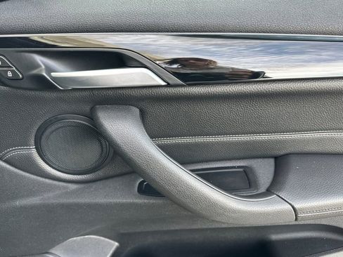 Used 2018 BMW X1 sDrive28i image 19