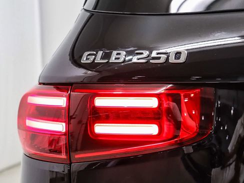 Certified 2026 Mercedes-Benz GLB 250 image 11