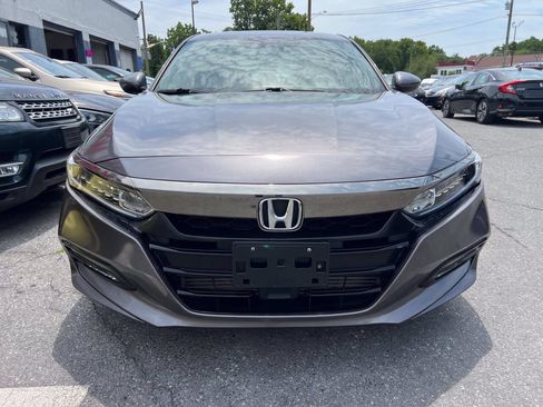 Used 2018 Honda Accord Sport image 5