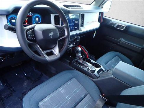 New 2025 Ford Bronco Heritage Edition image 10