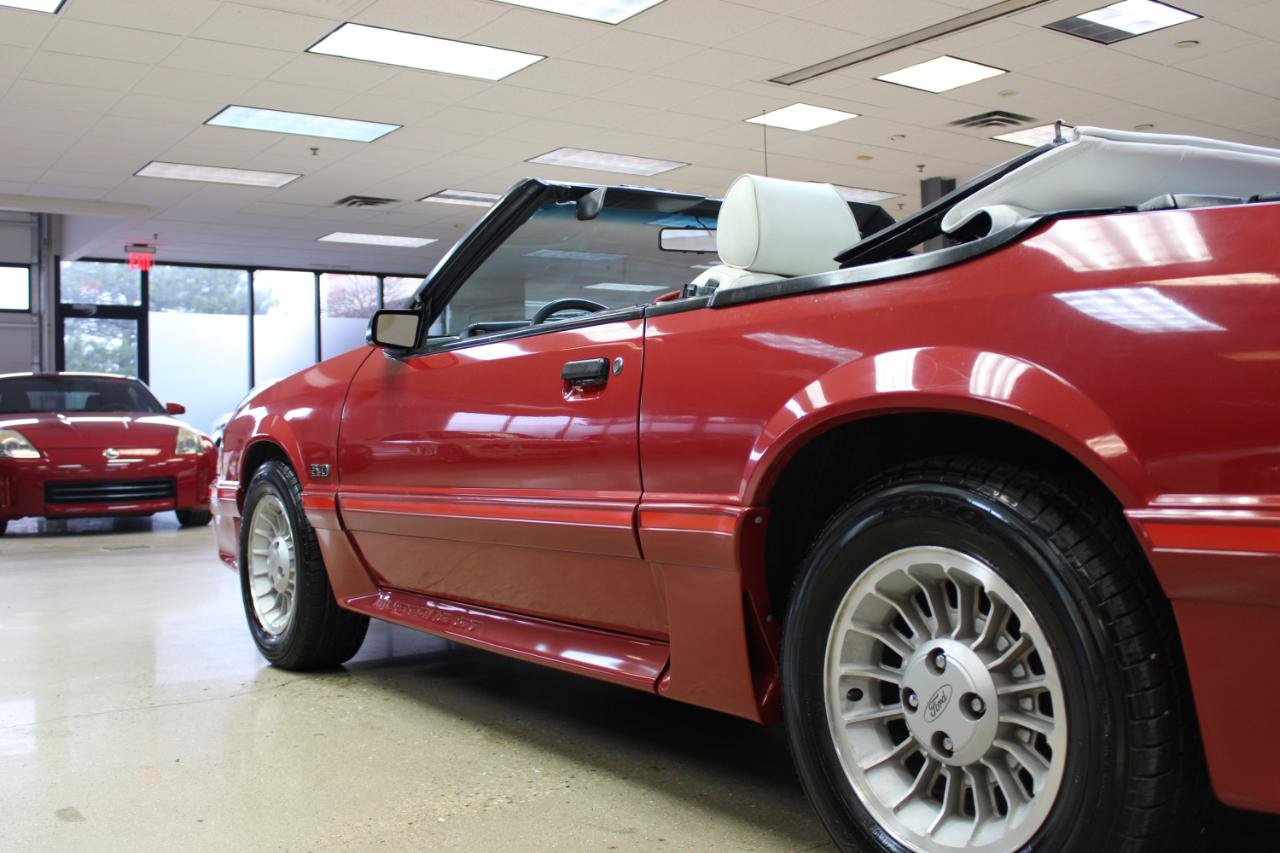 Used 1987 Ford Mustang GT RWD image 27