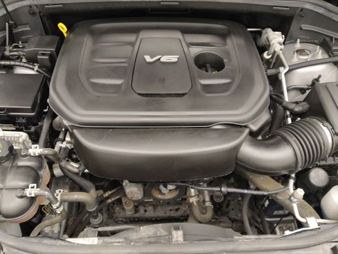 Used 2018 Jeep Grand Cherokee Laredo AWD/4WD image 30