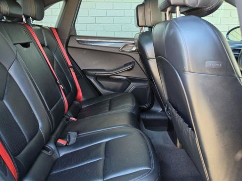 Used 2016 Porsche Macan S AWD/4WD image 13