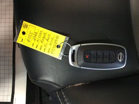 Used 2023 Nissan Rogue SL w/ SL Premium Package image 37