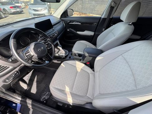 Used 2021 Kia Seltos SX AWD/4WD image 10