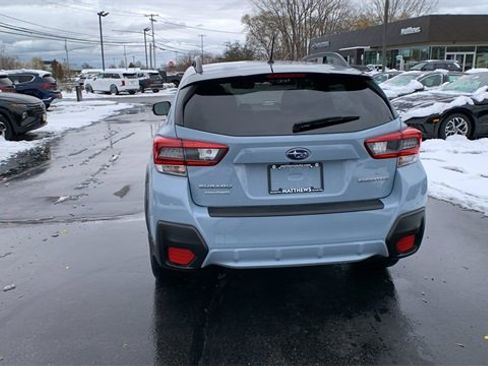 Used 2020 Subaru Crosstrek 2.0i image 4