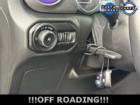 Used 2021 Jeep Wrangler Unlimited Sahara w/ Uconnect 4C Nav & Sound Group image 21