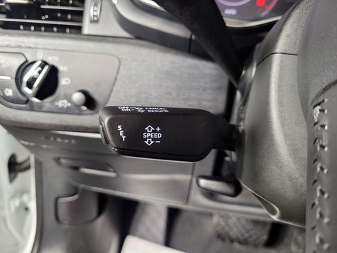 Used 2017 Audi A4 2.0T Premium Plus w/ Premium Plus Package image 32