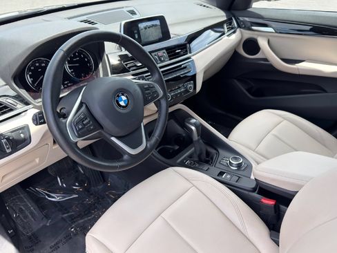 Used 2019 BMW X1 sDrive28i w/ Convenience Package FWD image 11