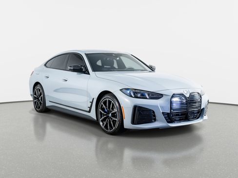 Used 2025 BMW i4 M50 w/ Parking Assistance Package image 4