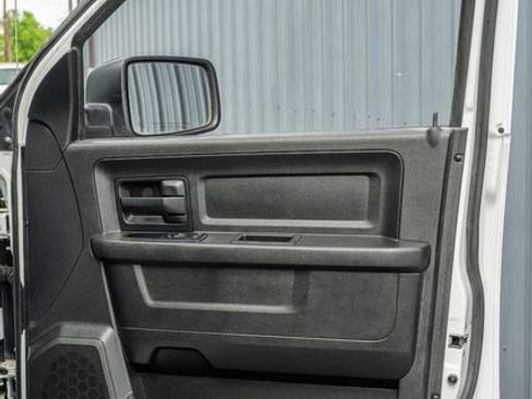 Used 2015 RAM 2500 Tradesman w/ Chrome Appearance Group image 40