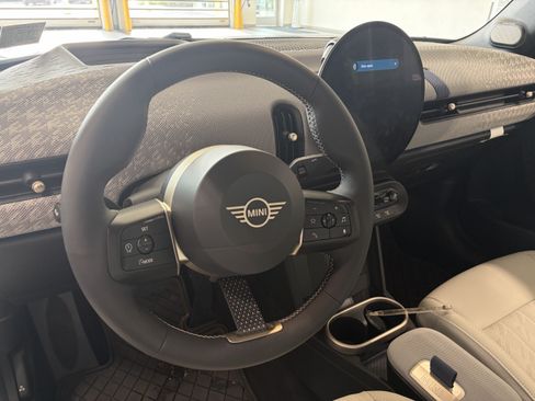 Used 2026 MINI Cooper S FWD image 11