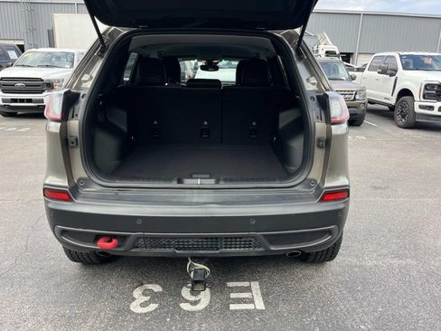 Used 2021 Jeep Cherokee Trailhawk AWD/4WD image 15