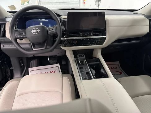New 2026 Nissan Pathfinder SL FWD image 15