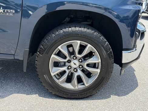Used 2019 Chevrolet Silverado 1500 LT w/ Texas Edition RWD image 9