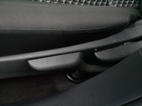 Used 2024 Nissan Versa S w/ Trunk Package FWD image 20