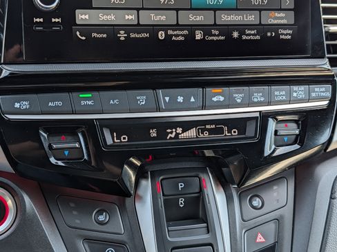 Used 2025 Honda Odyssey Sport-L image 23