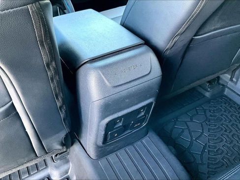 Used 2023 Ford Bronco Wildtrak AWD/4WD image 25