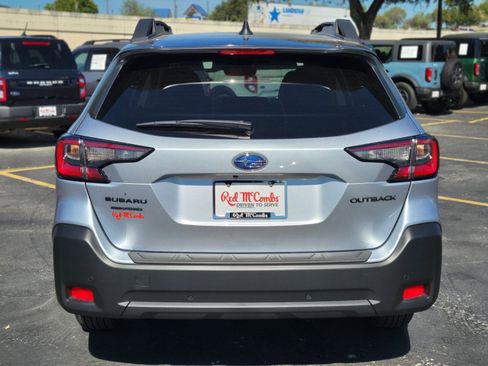 Used 2025 Subaru Outback Onyx Edition image 5
