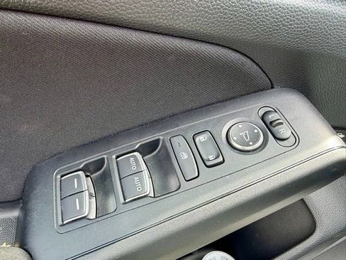 Used 2023 Honda Civic EX image 10