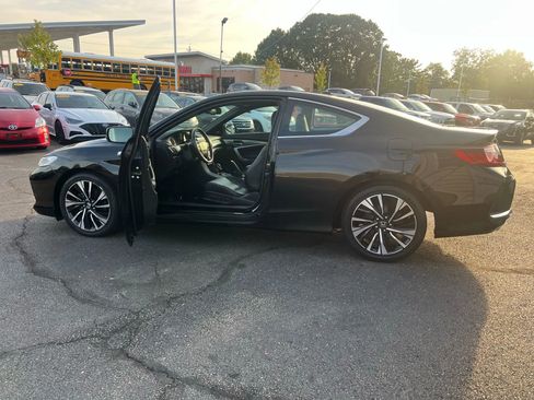 Used 2017 Honda Accord EX-L image 17