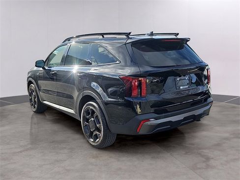 Certified 2025 Kia Sorento X-Line EX image 5