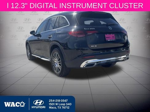 Used 2024 Mercedes-Benz GLC 300 4MATIC image 9