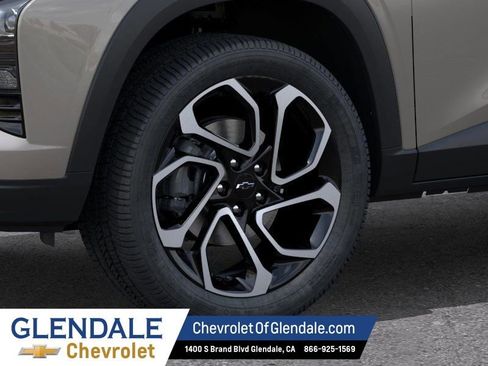 New 2026 Chevrolet Trax RS w/ Driver Confidence Package image 9