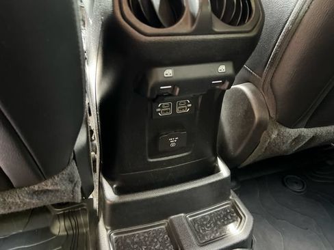 Used 2021 Jeep Wrangler Unlimited Sahara AWD/4WD image 23