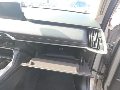 Used 2025 MAZDA CX-90 Plug-In Hybrid w/ Preferred AWD/4WD image 30
