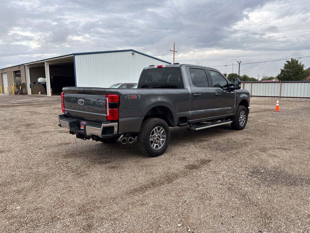 Used 2026 Ford F250 Lariat AWD/4WD image 7