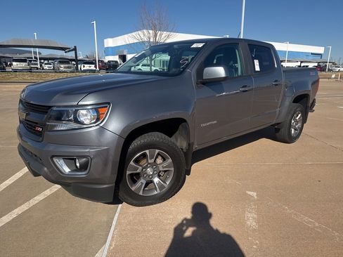 Used 2020 Chevrolet Colorado Z71 image 1
