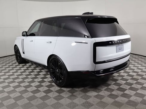 New 2025 Land Rover Range Rover SE image 7