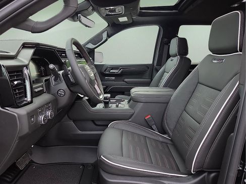 New 2026 GMC Sierra 1500 AT4X AWD/4WD image 15