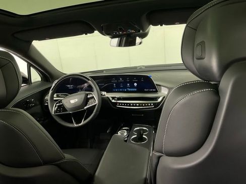 New 2026 Cadillac Lyriq Luxury w/ LPO, Floor Liner Package image 13