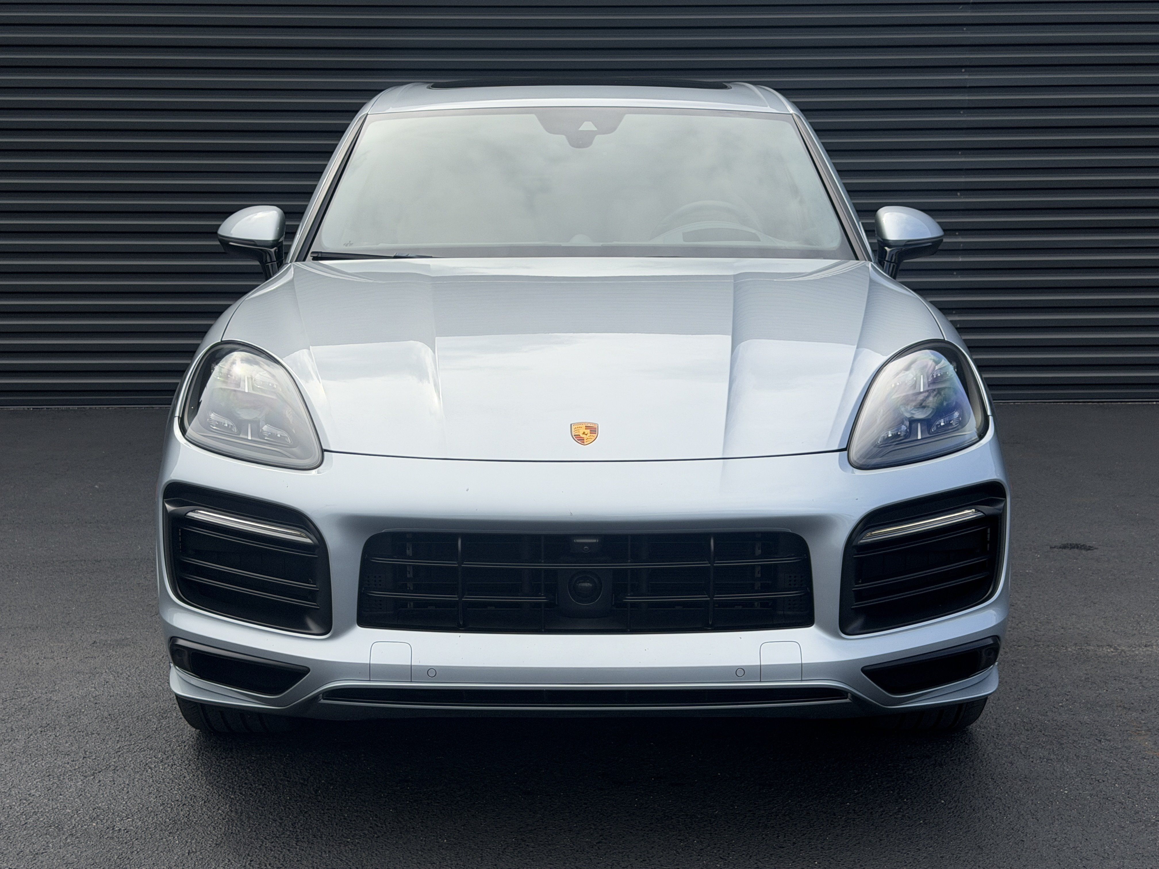 Certified 2023 Porsche Cayenne GTS AWD/4WD image 6