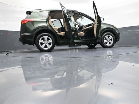 Used 2013 Toyota RAV4 XLE AWD/4WD image 47