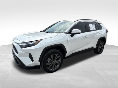 Used 2024 Toyota RAV4 XLE Premium w/ Weather Package AWD/4WD image 20