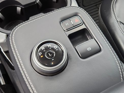 Used 2024 Ford Mustang Mach-E Select AWD/4WD image 28