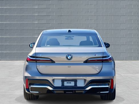 Certified 2024 BMW i7 M70 image 5