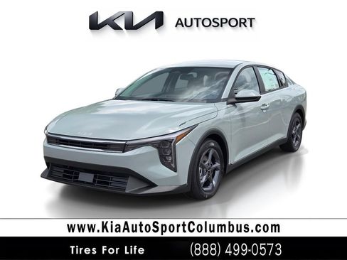 New 2026 Kia K4 FWD image 1