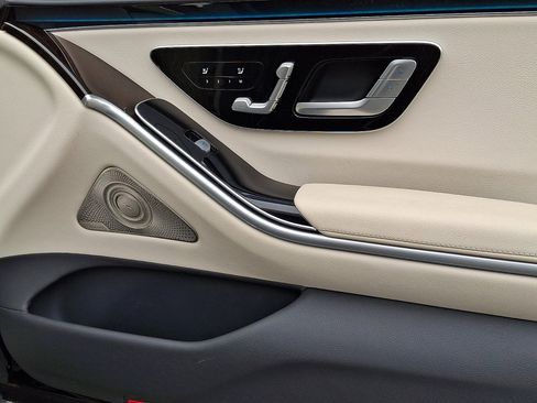 Used 2022 Mercedes-Benz S 500 4MATIC image 8