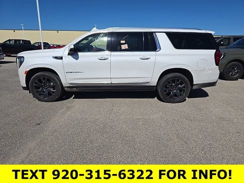 Used 2024 GMC Yukon XL Denali w/ Denali Reserve Package AWD/4WD image 3