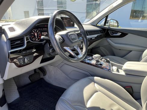 Used 2019 Audi Q7 3.0T Premium Plus image 17