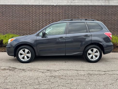 Used 2014 Subaru Forester 2.5i Premium w/ All-Weather Package image 26