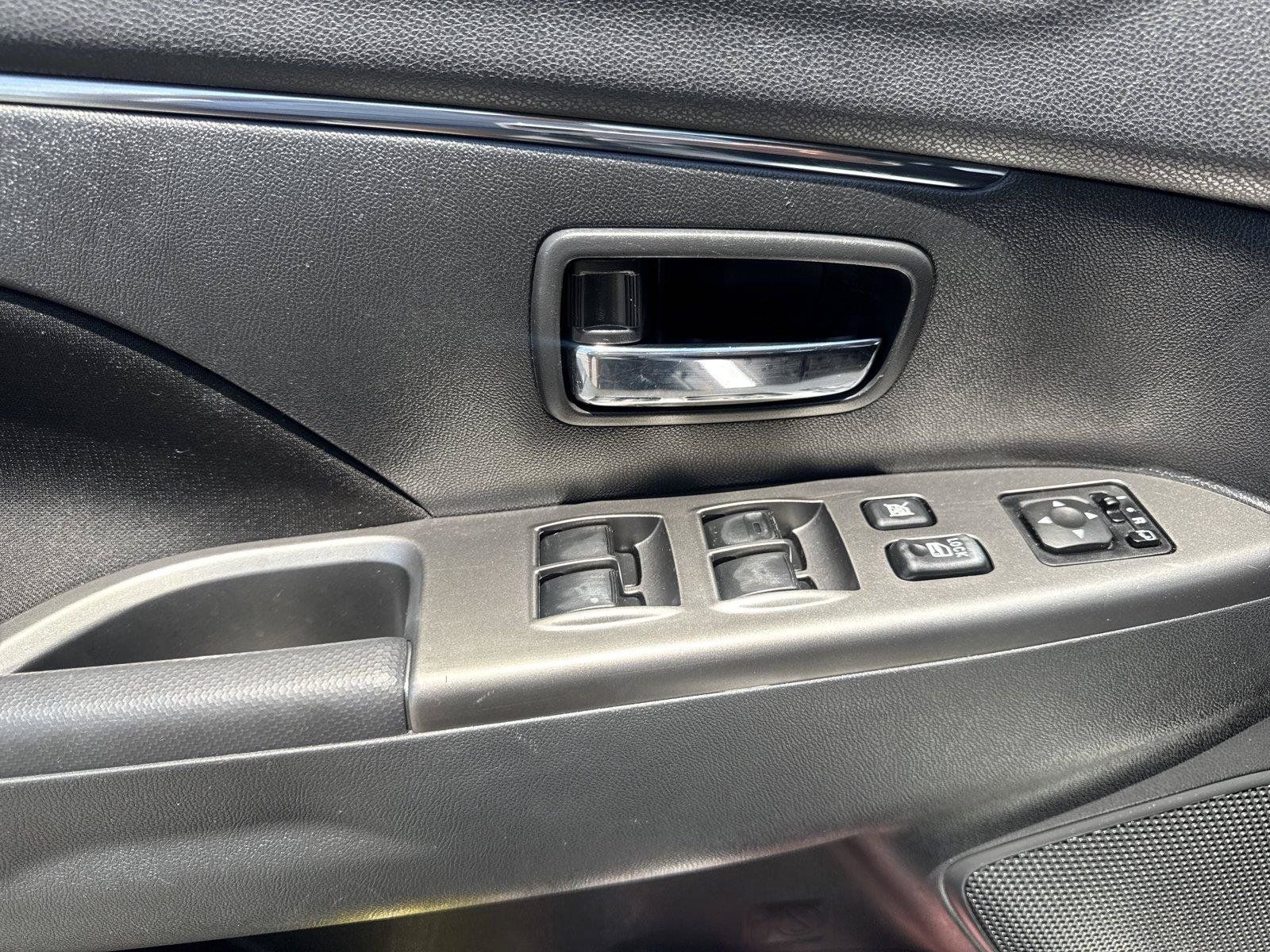 Used 2021 Mitsubishi Outlander Sport ES AWD/4WD image 17
