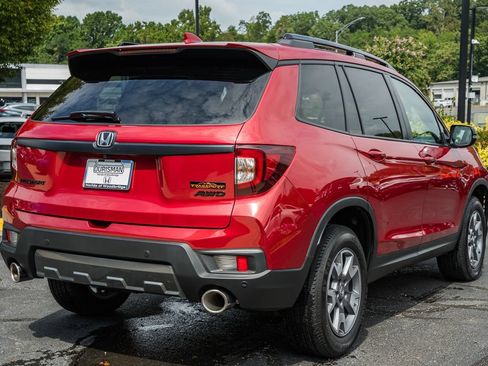 Used 2023 Honda Passport TrailSport image 4