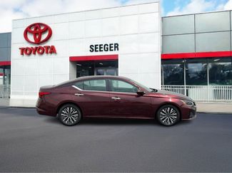 Used 2023 Nissan Altima 2.5 SV video 2