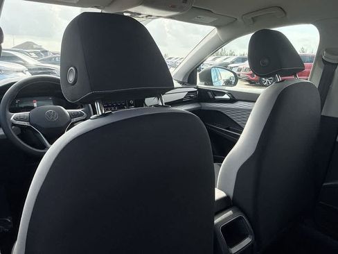 Certified 2024 Volkswagen Taos S FWD image 23