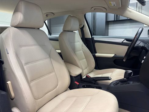 Used 2014 Volkswagen Jetta TDI FWD image 31